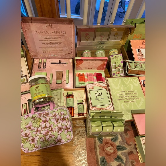 Mystery Full Size PIXI Products - Picture 11 of 13